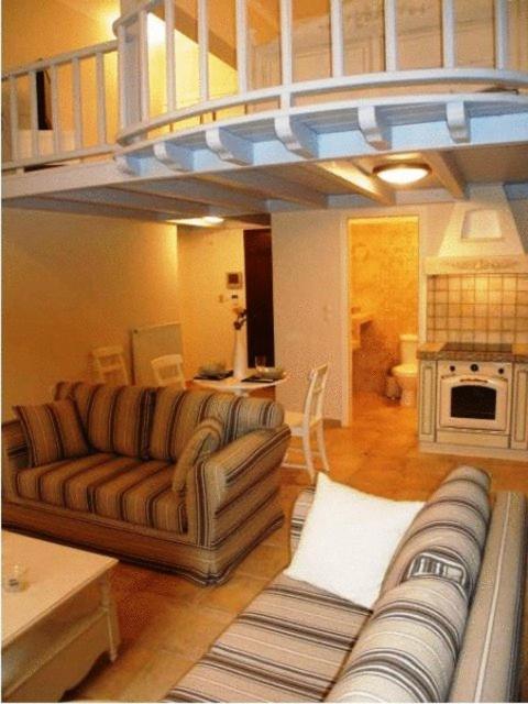 Giogarakis Suites Eleonas Quarto foto